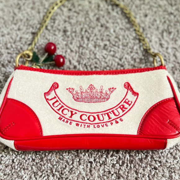 SOLD 🚫 Juicy Couture: White Cherry Baguette Bag - Picture 2 of 8